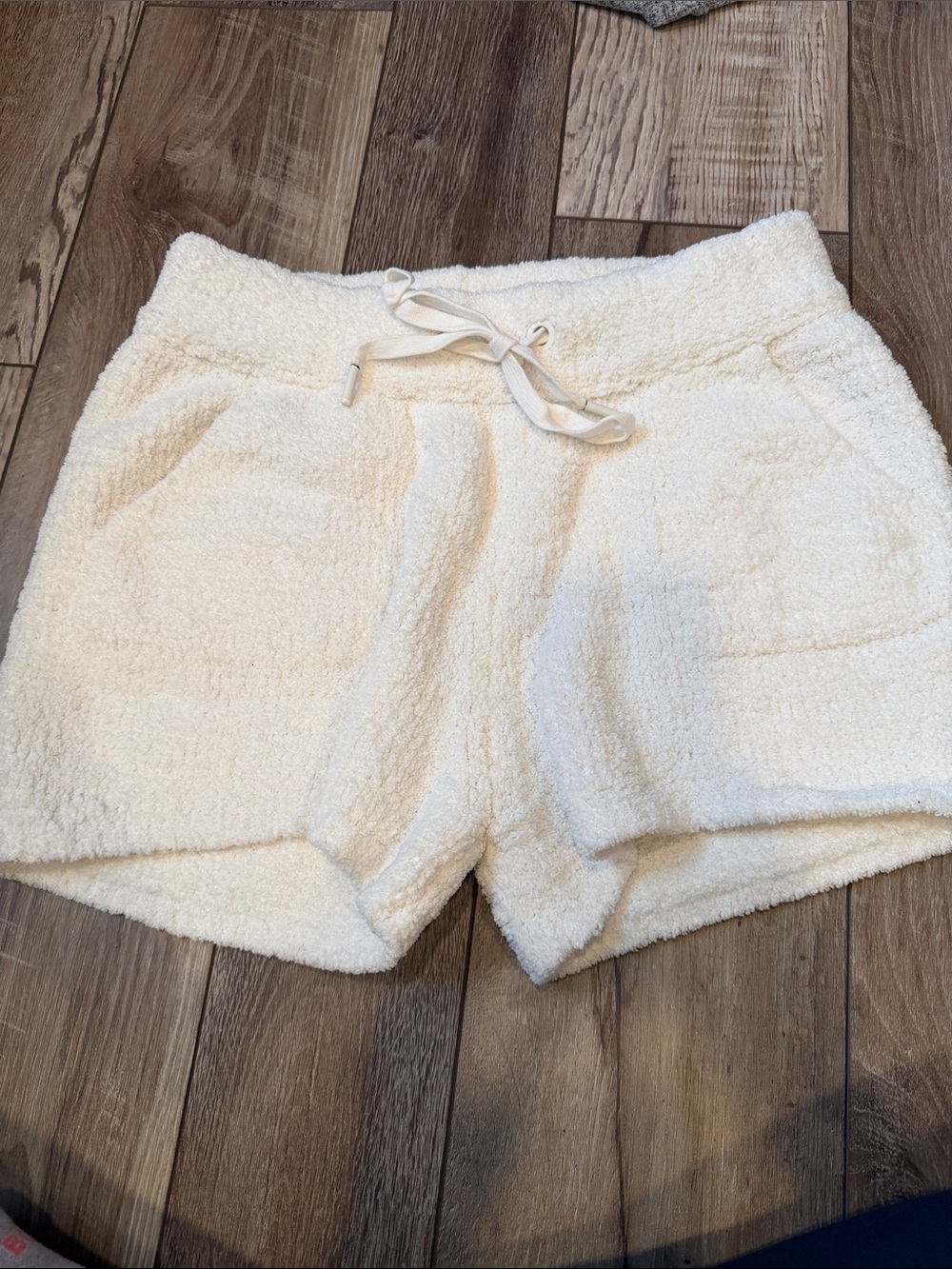Sunday Citizen Cozy Shorts in White Size L - Picture 3 of 7